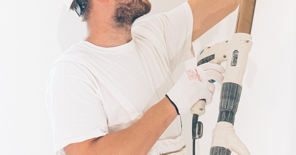 The Role of Emergency Electricians in Preventing Further Damage